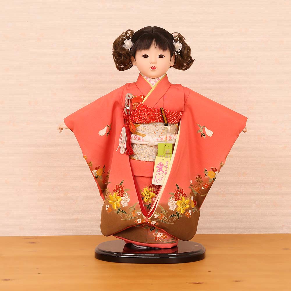 市松人形　段カット　13号　ケース付き　正絹刺繍　玉雅作 雛人形 公司 市松人形13号 ケース飾り 正絹本式仕立 横幅42cm