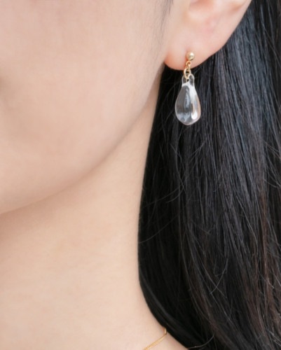 ピアス ホーリィ