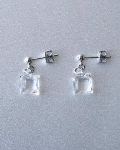 ピアス ムーンライト