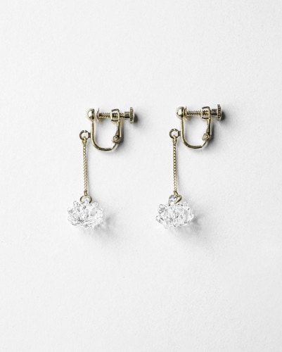 イヤリング シロツメクサ