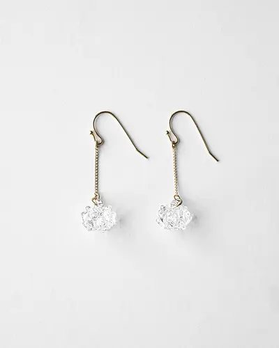 ピアス シロツメクサ