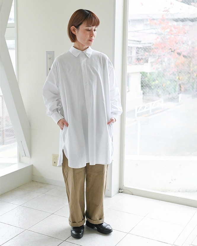 ガラスボタンのチュニック ホワイト カザグルマ クリア