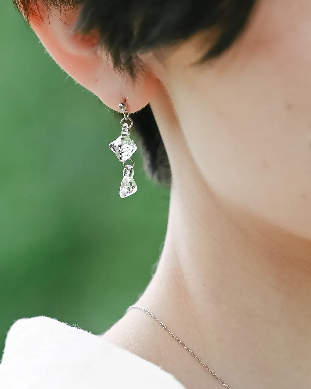 天使のささやき　水晶ピアス＆ネックレス （ピアスをイヤリングに変更可能） ピアス サザレ