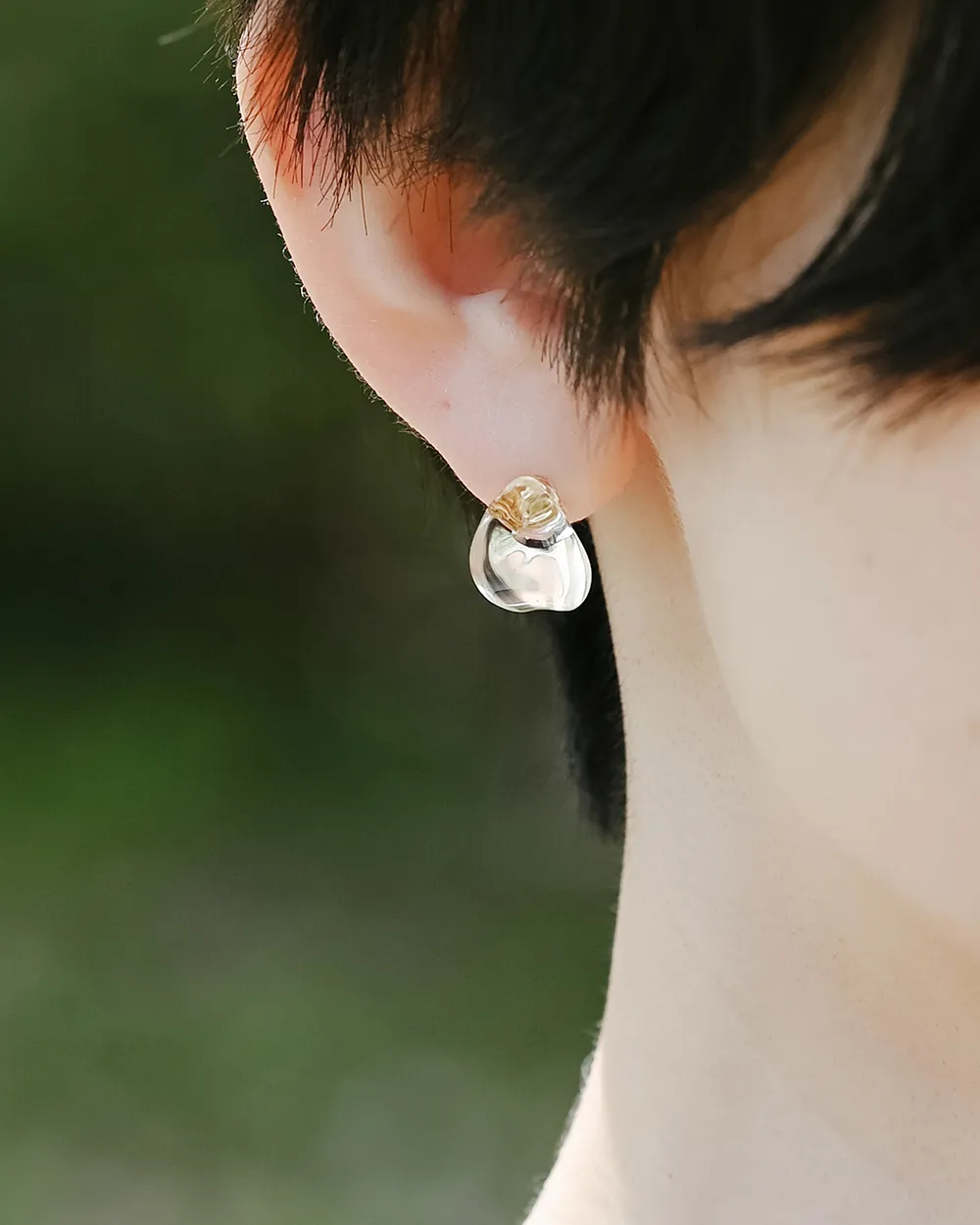 ピアス シェルグロウ