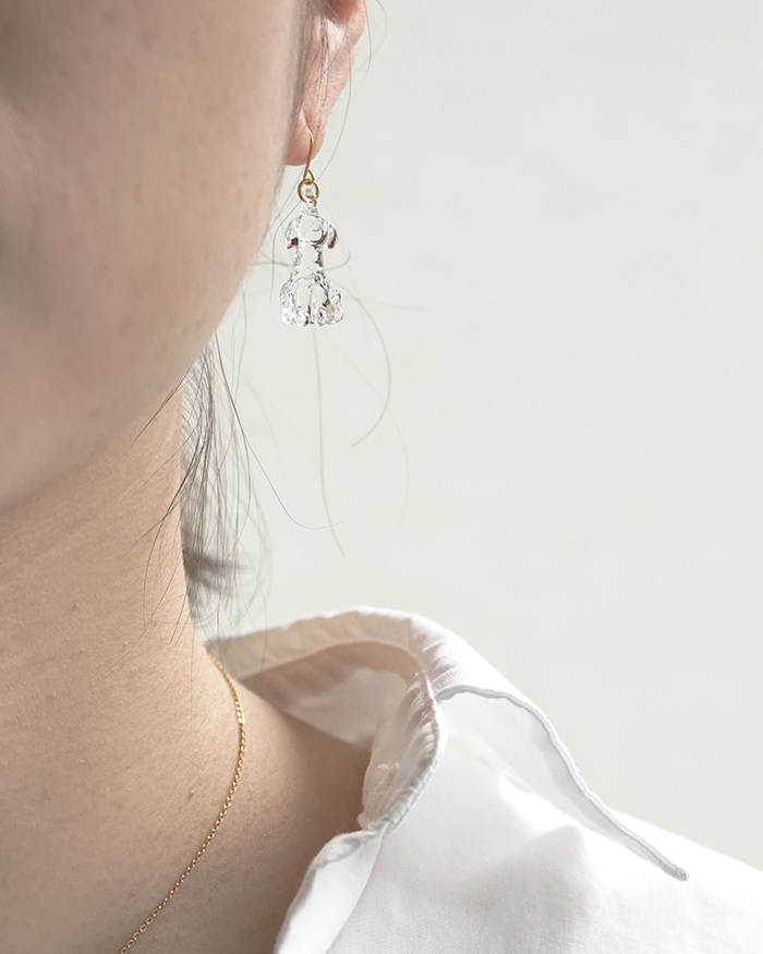 ピアス f-ykha K18 中折れ式 プレーンスクエアフープ ピアス｜GHJ0082