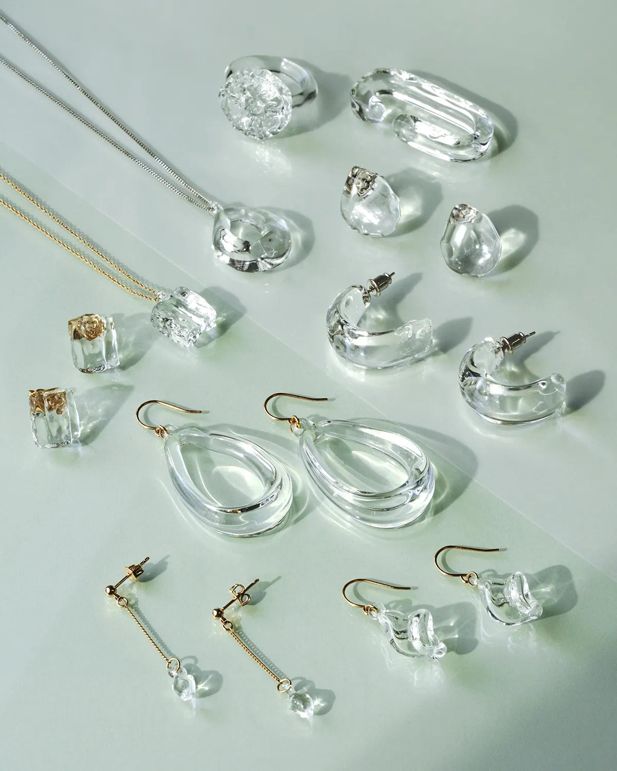 HARIO Lampwork Factory｜スノードロップ ピアス・イヤリング