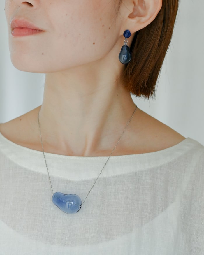 ピアス Shizukudama ブルー