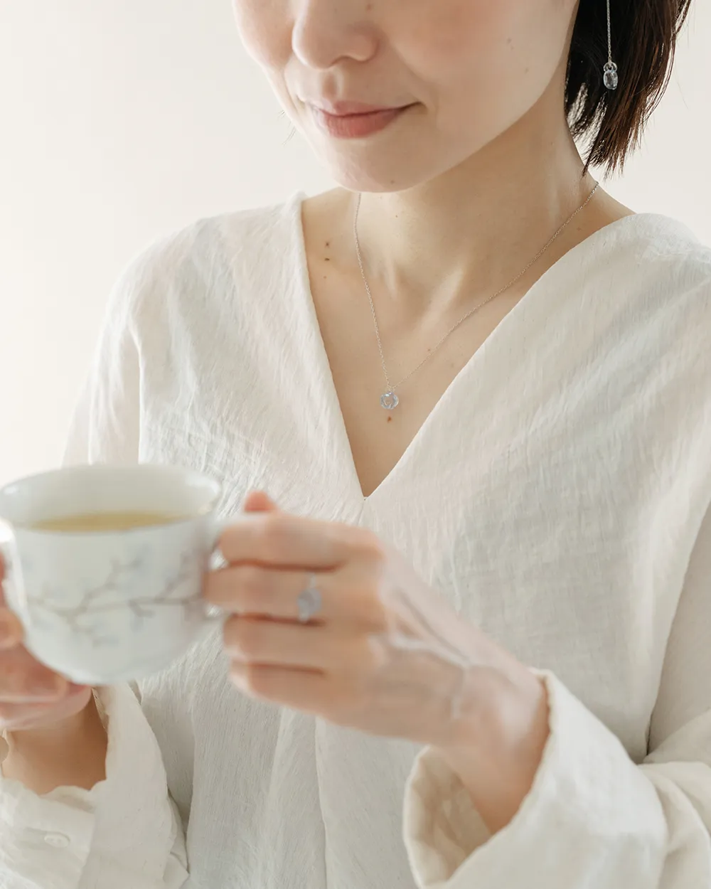 ノリタケ ネックレス ホワイトベル