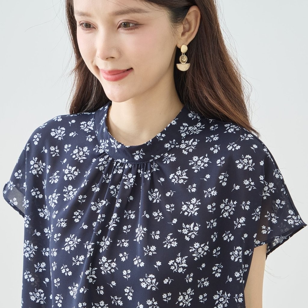 ���������Х�ɥ��顼�ե������꡼�֥֥饦��