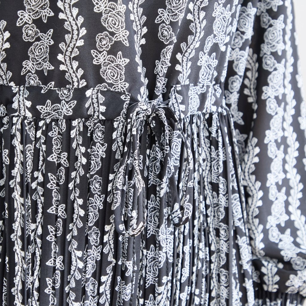 ���饷�����Υȡ���ܥ��˥���ץ��� �ץ꡼�ĥ��ԡ���