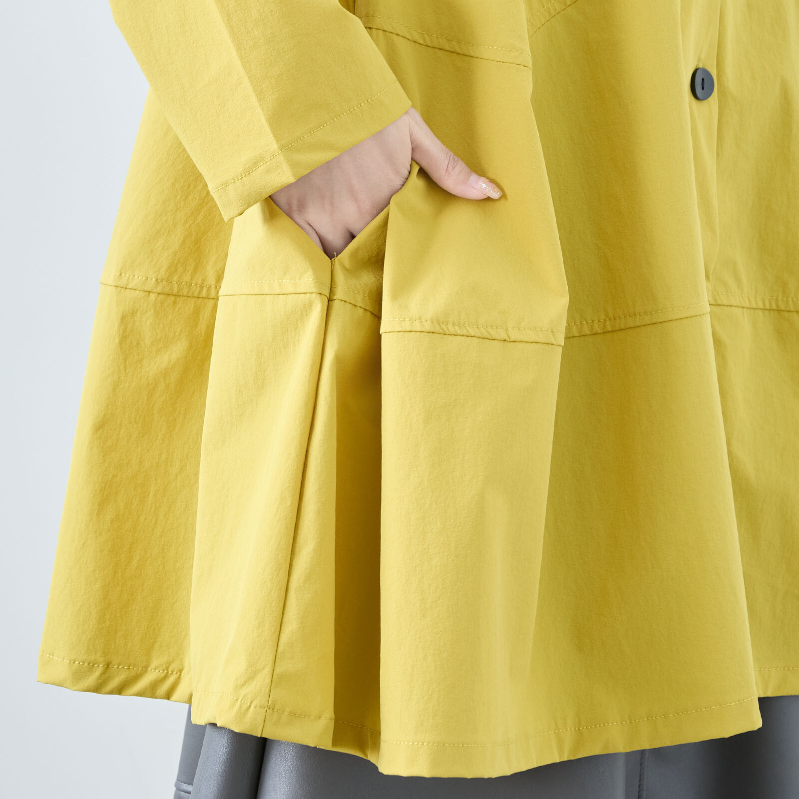 �ߥɥ��ʥ����󥷥�ĥ�����