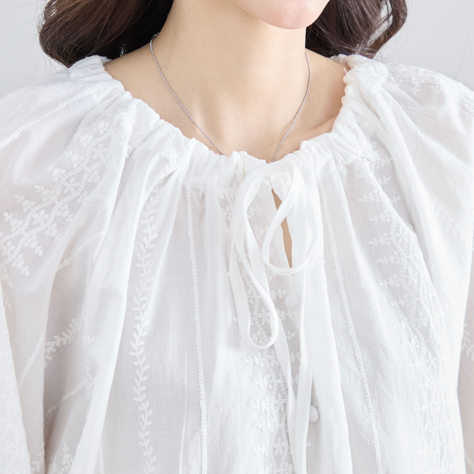 ���ȥ饤�ץ졼���ɽ��ܥ�塼��µ���åȥ�֥饦��(L~LL)