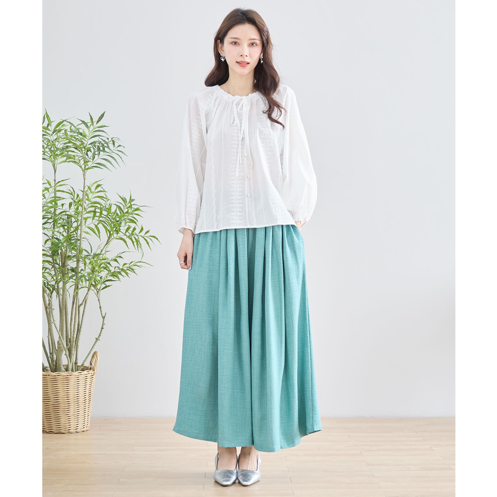 ���ȥ饤�ץ졼���ɽ��ܥ�塼��µ���åȥ�֥饦��(L~LL)