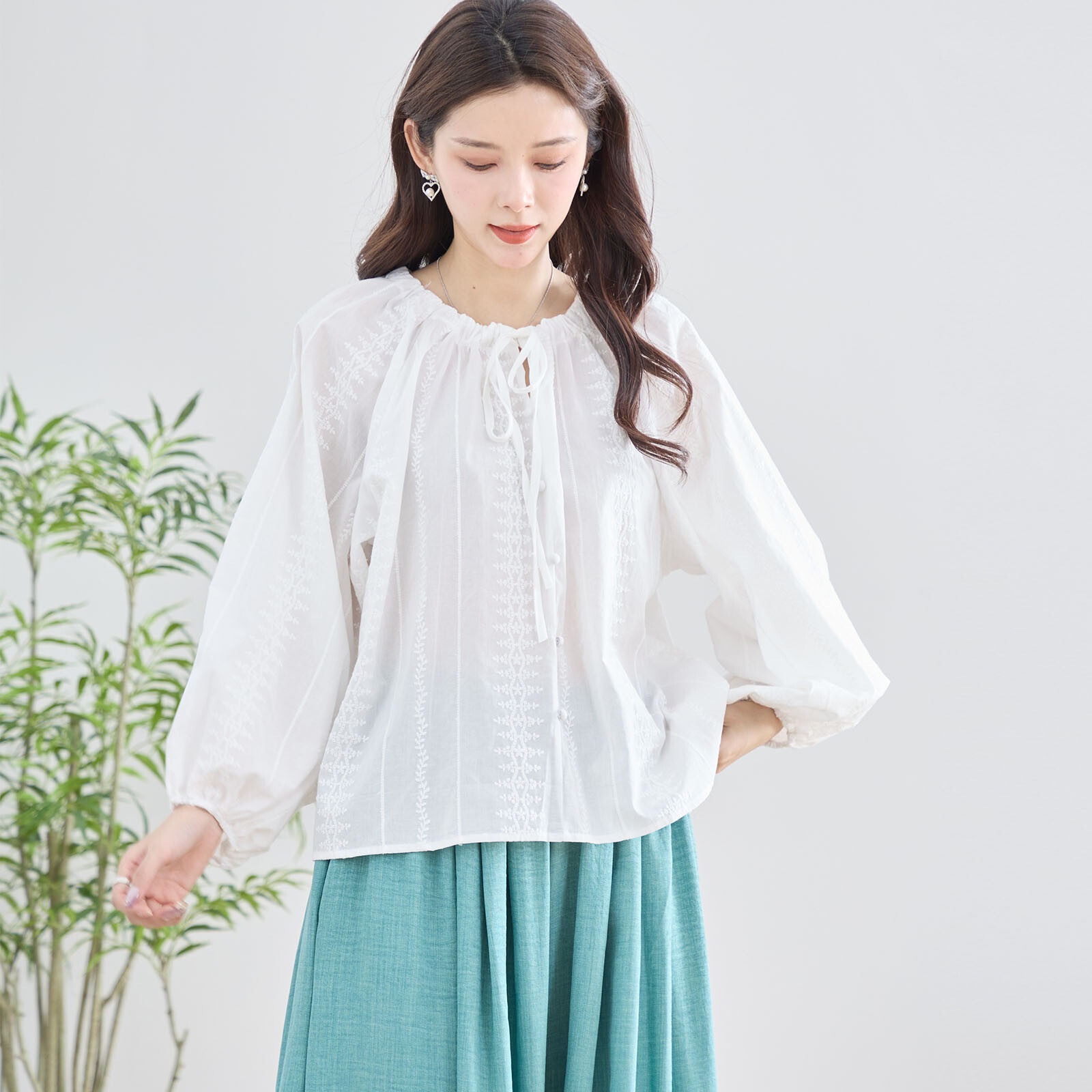 ���ȥ饤�ץ졼���ɽ��ܥ�塼��µ���åȥ�֥饦��(L~LL)