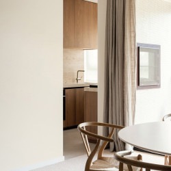 リリカラ タフクリーン 18色 LV-2518〜LV-2535 V-wall Vウォール 2024-2027 生のり付き壁紙 （購入単位：m） 1本(1巻)最大30m|リリカラ|メーカーから選ぶ