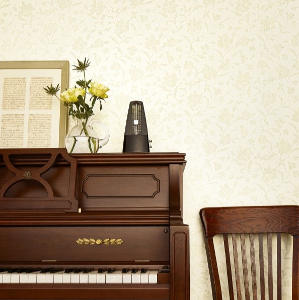 サンゲツ RE55920 パターン フラワー アイボリー【15m/30m/道具付/道具無】選択 生のり付き壁紙 ReSERVE リザーブ セット販売（購入単位：セット）