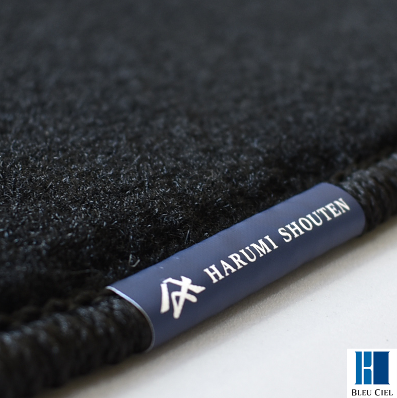 日産･LEAF(リーフ)年式2017年10月～･右ハンドル･高品質カーフロアマット･R300生地【標準地】