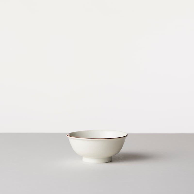 白磁杓掛け ゆり型茶碗 | すべて | マルヒロオンラインショップ