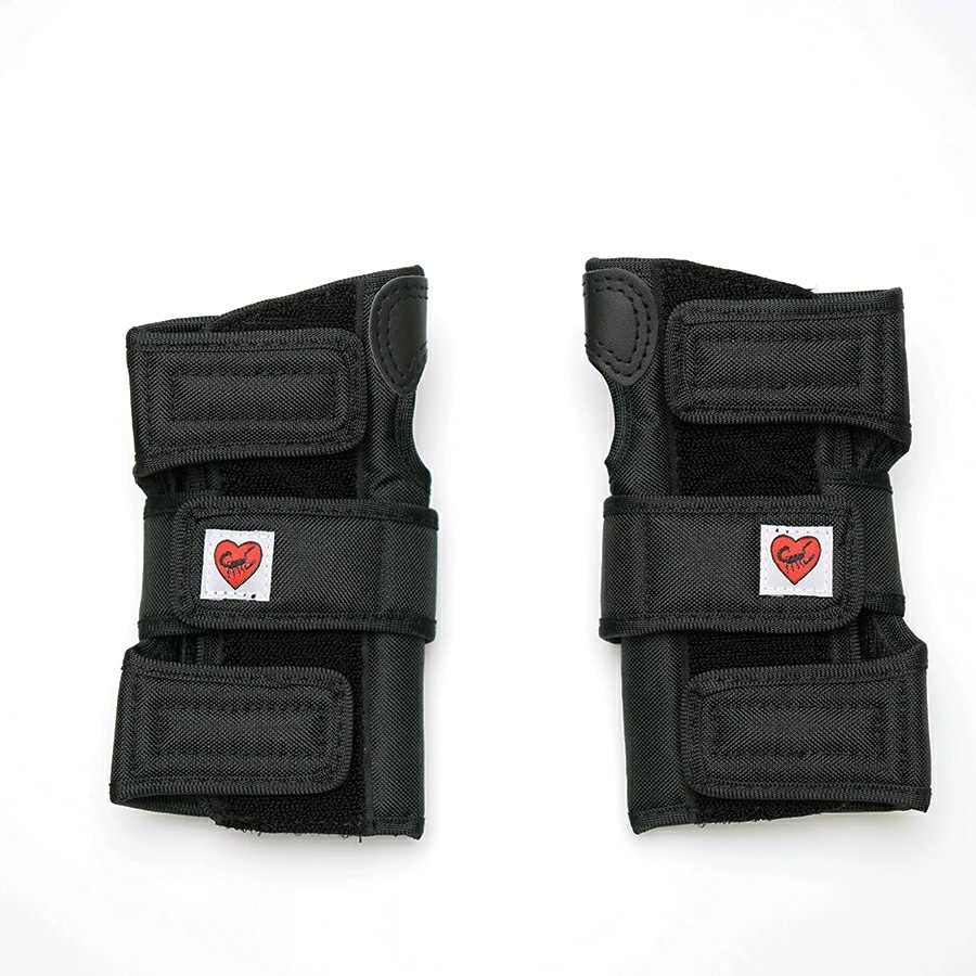 バレット BULLET<br>WRIST GUARD<br>リストガード 左右1セット 手首 プロテクター ガード 初心者 スケートボード スケボー sk8 skateboard