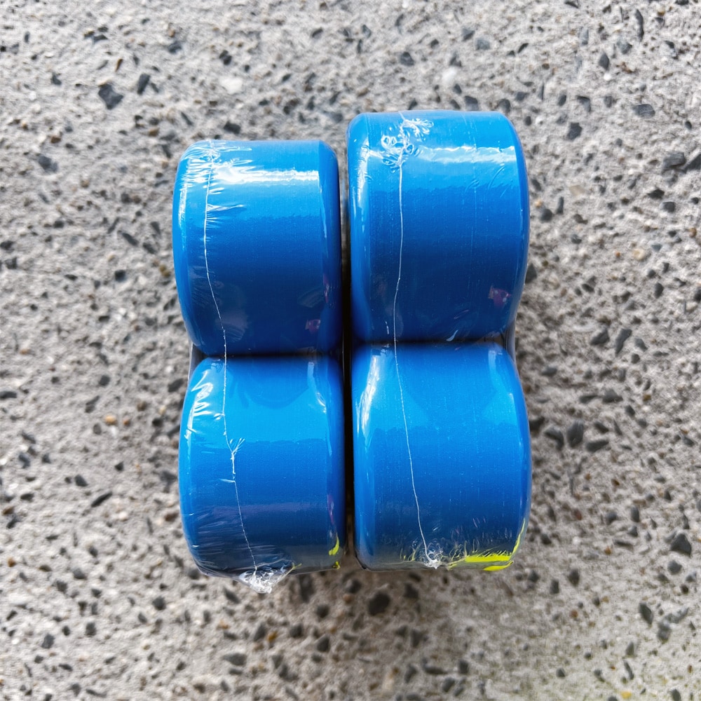 パウエル・ペラルタ POWELL PERALTA<br>69mm SNAKES BLUE 82A WHEEL<br>ソフトウィール 4個セット ロングボード ダウンヒル オールドスクール スライド スケートボード スケボー sk8 skateboard タイヤ ローラー 車輪 静か 速い【2505】