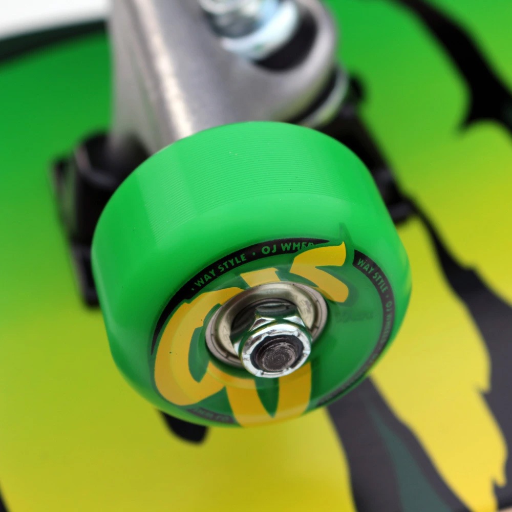 クリーチャー CREATURE<br>8.0in x 31.25in LOGO SK8 COMPLETE<br>コンプリートセット (完成組立品)<br>スケートボード スケボー 初心者 はじめて オススメストリート 競技 プロ sk8 skateboard 【2011】