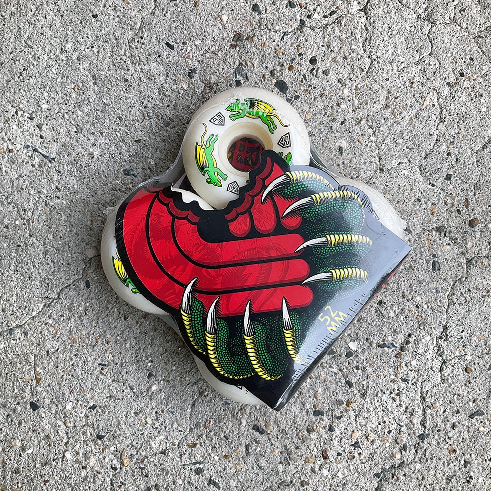 パウエル・ペラルタ POWELL PERALTA<br>52mm x 30mm NANO RATS DRAGON FORMULA WHITE 93A WHEEL<br>ハードウィール (4個セット) ドラゴンフォーミュラ ナノ・ラット スケートボード スケボー sk8 skateboard タイヤ ローラー 車輪 速い【2408】