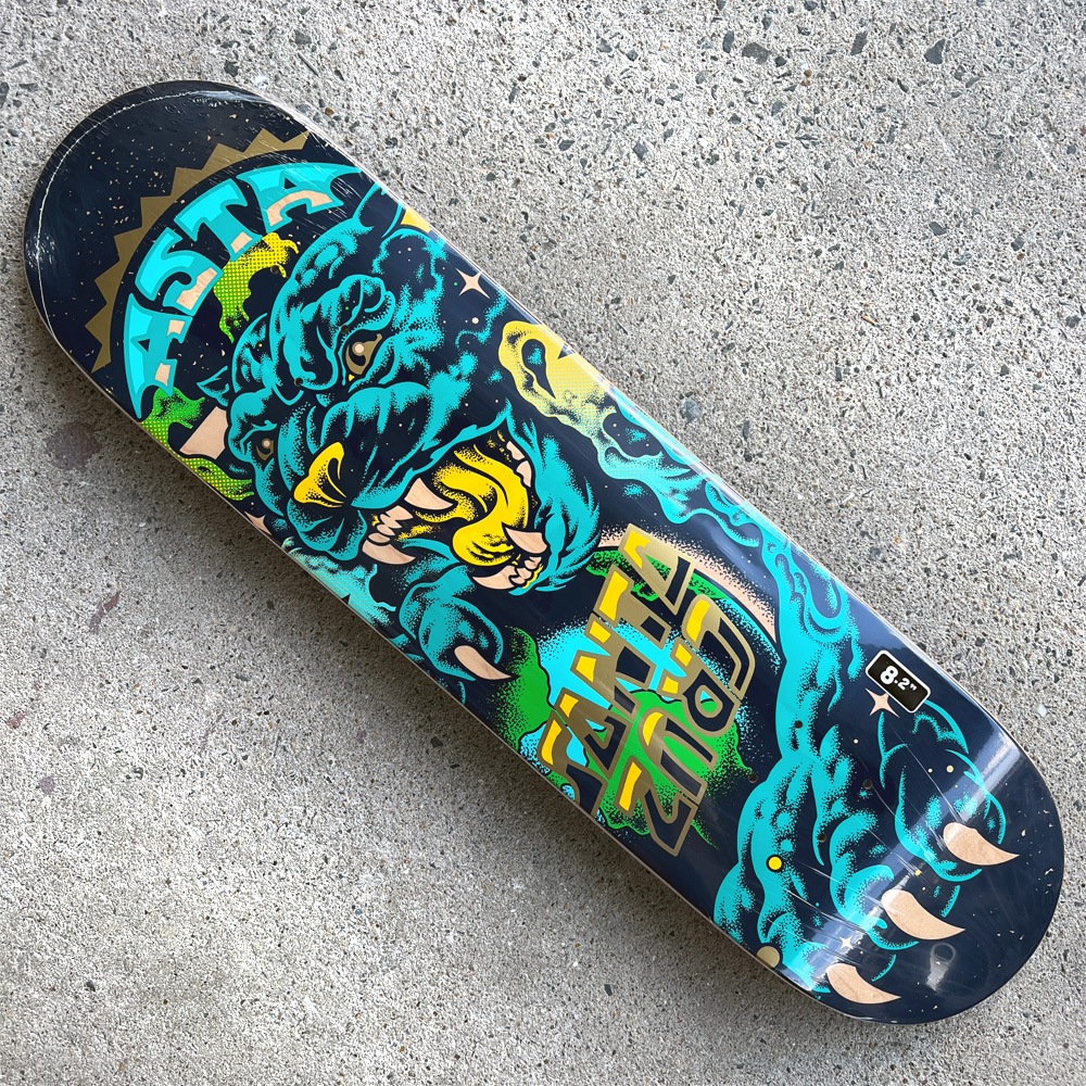サンタクルーズ SANTA CRUZ<br>スケボー デッキ 8.2 ASTA SPACE CAT TWIN DECK<br>トム・アスタ スケートボード ストリート sk8 skateboard 板【2602】