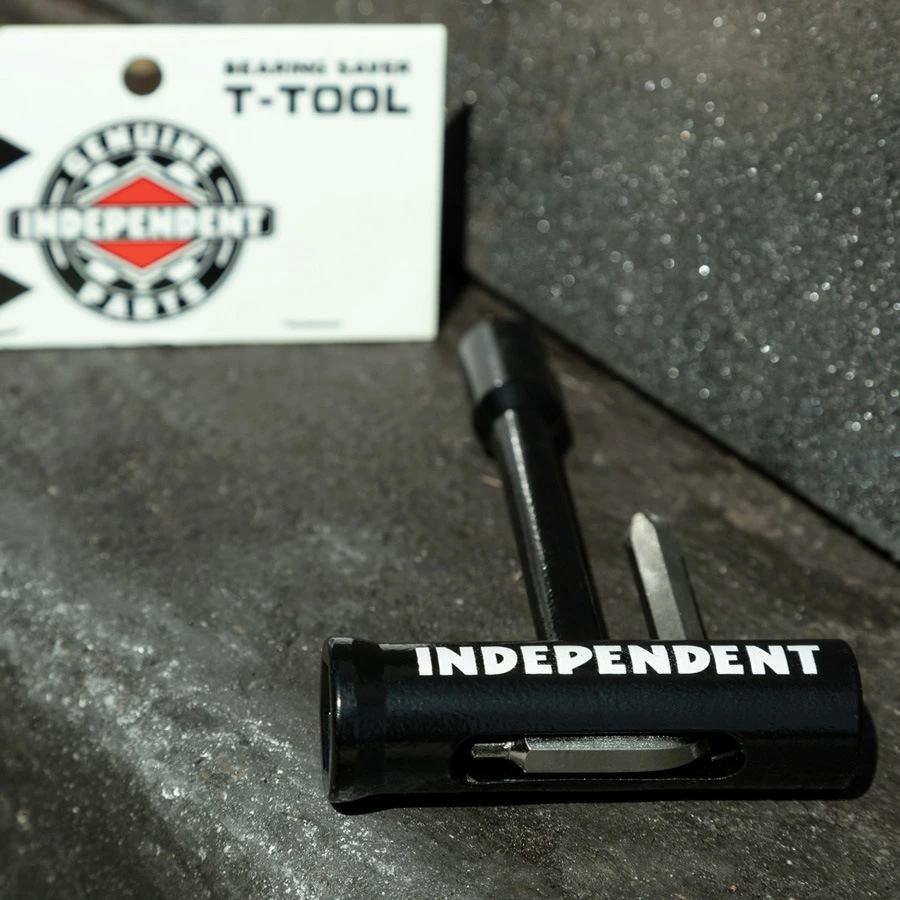 インディペンデント INDEPENDENT<br>BEARING SAVER T-TOOL SKATE TOOL BLACK<br>ツール ブラック 工具 スケートボード スケボー sk8 skateboard