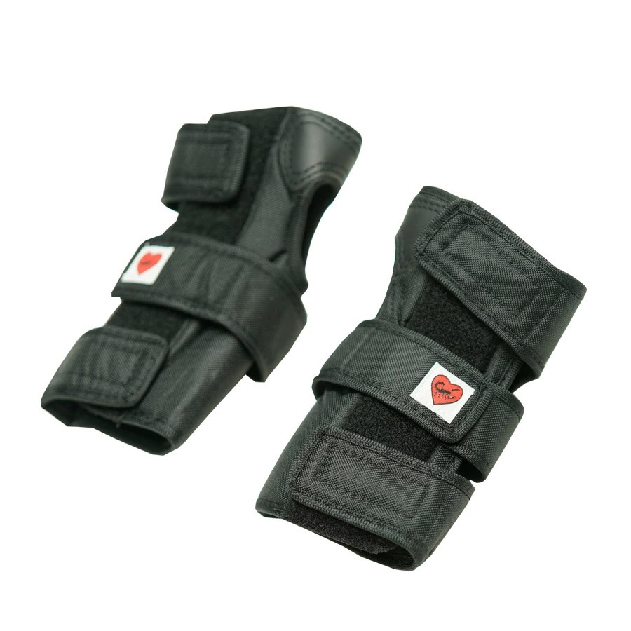 バレット BULLET<br>ADULT PAD SET<br>プロテクターセット リストガード エルボーパッド ニーパッド 左右セット 初心者 スケートボード スケボー sk8 skateboard