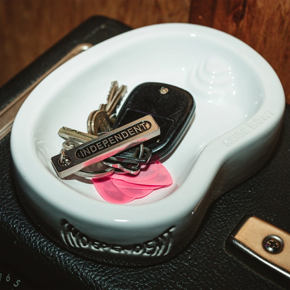 インディペンデント INDEPENDENT<br>NUDE BOWL VALET<br>小物入れ 灰皿