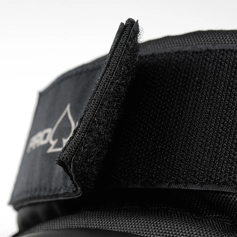 プロテック PRO-TEC<br>STREET KNEE PADS<br>ニーパッド スケートパッド ひざ用プロテクター PROTEC スケートボード スケボー sk8 skateboard BMX inline インライン Bicycle 自転車【2103】