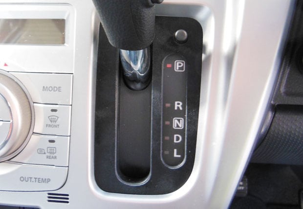 《バックスキンルックNEO》シフトパネル　ハスラー　MR31S　2013・11～　LCBS-SPSZ5