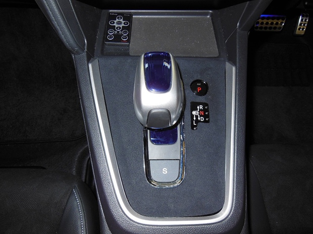 バックスキンルックNEO シフトパネル ホンダ シャトル GP7/8 2015.05～2022.11 LCBS-SPH14