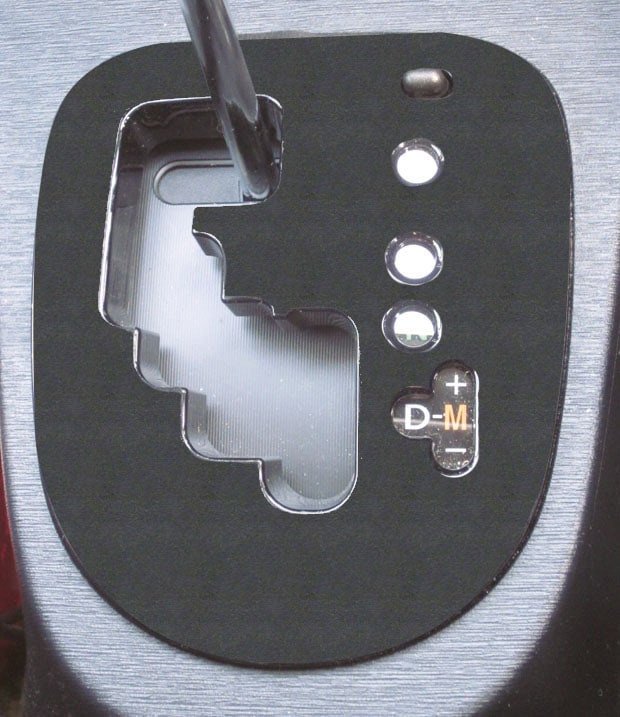 バックスキンルックNEO　シフトパネル　トヨタ　ヴィッツRS専用　KSP/NSP/NCP 130系　2010.12～（LCBS-SPT17）