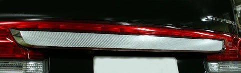 マジカルカーボン　リアゲートハンドル　ホンダ　ステップワゴン　RG1～4　2005.5～2009.10（CRGH-1）