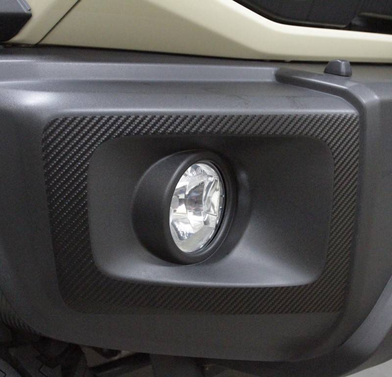 《マジカルアートシートＮＥＯ》フォグランプガーニッシュ　スズキ　ジムニー シエラ JB74W 2019.10~（MSN-FRGSZ2）