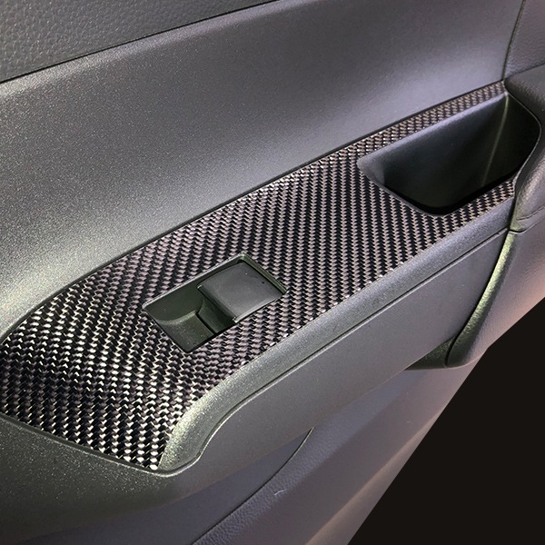 マジカルカーボン　ドアスイッチパネル　トヨタ　アクア　MXPK11　2021.7～　CDPT-40