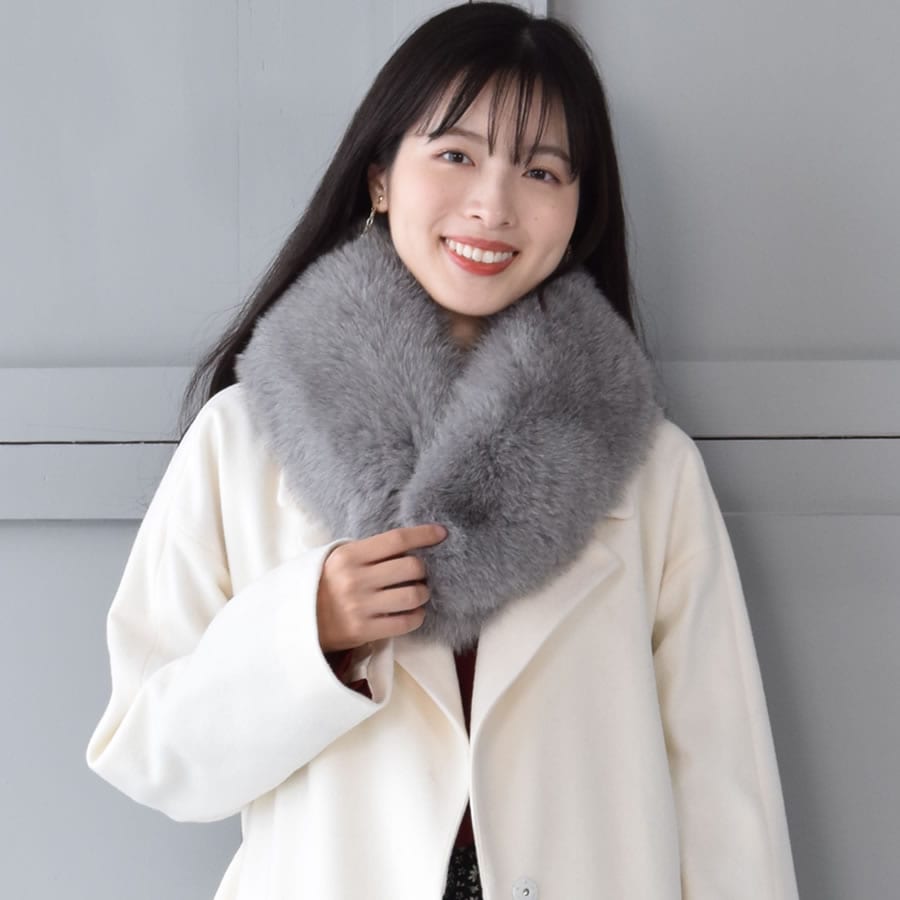 日本製 SAGA フォックス ファー マフラー レディース 毛皮 ファー SAGA FUR ブルーフォックス リアルファー ladies プレゼント ギフト 冬 ファーマフラー ファー小物マフラー リアルファー ミセス ファッション(f3011)
