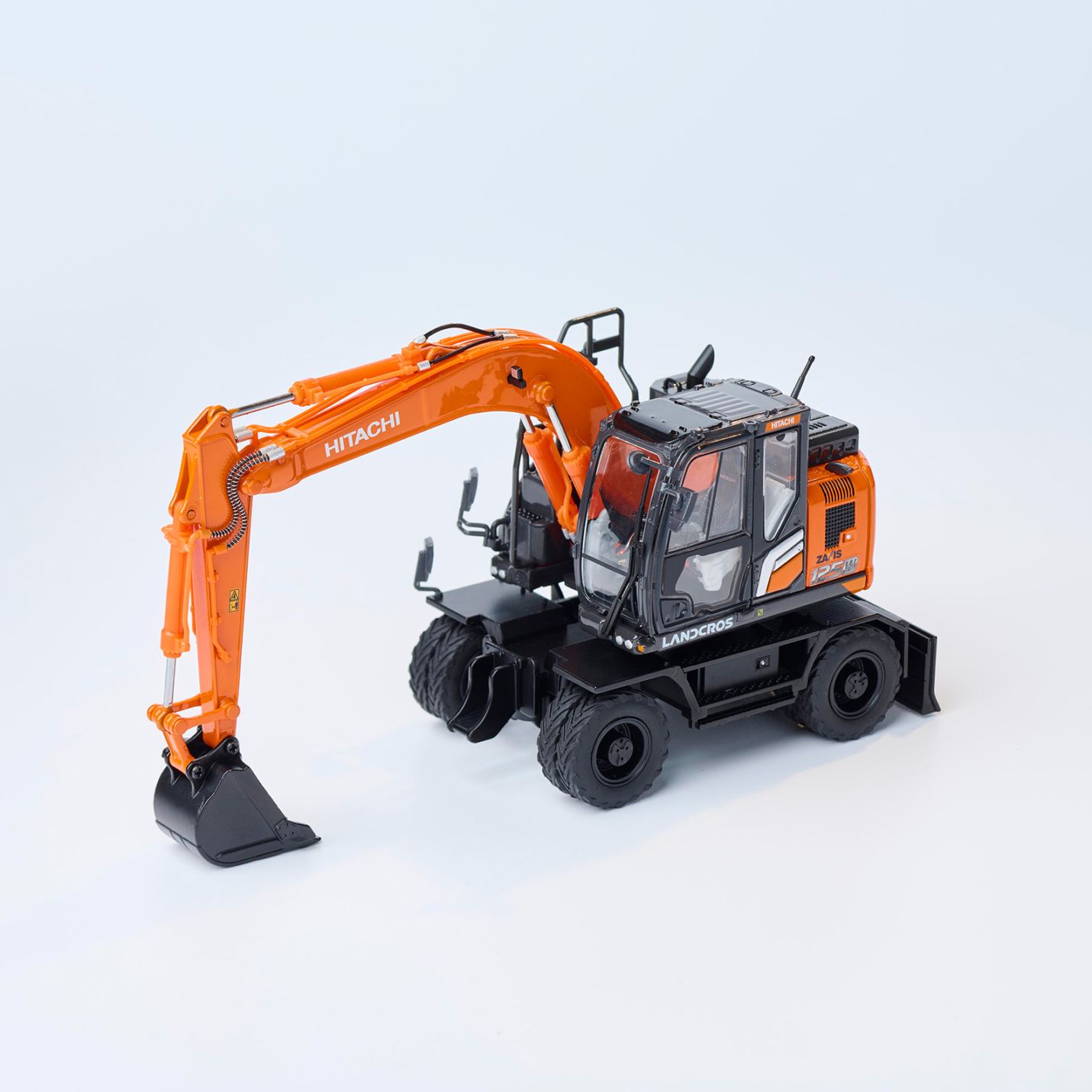 ALL ITEMS | 日立建機日本オンラインストア