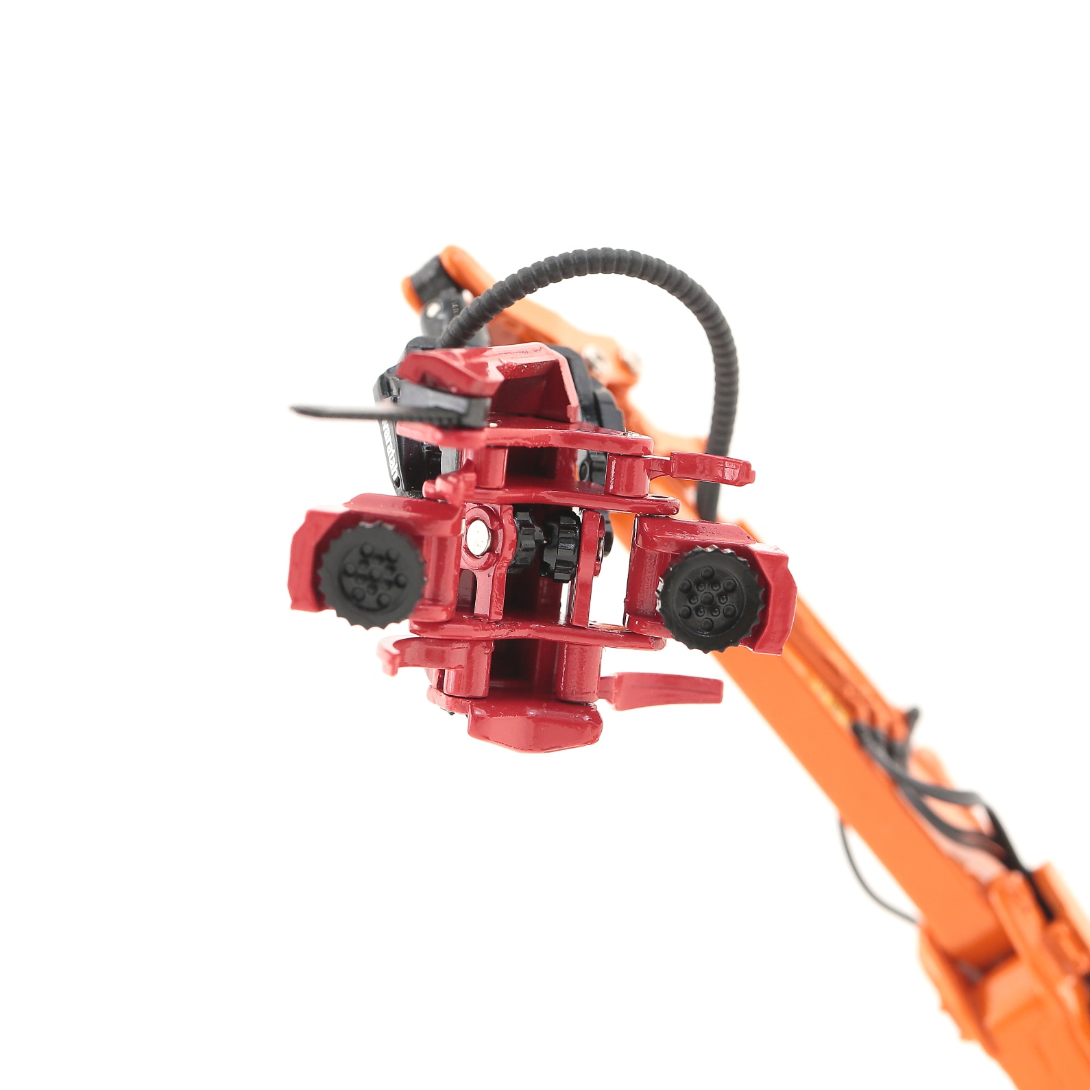 日立建機 油圧ショベル ZX135US-6 ハーベスタプロセッサ仕様 | SCALE