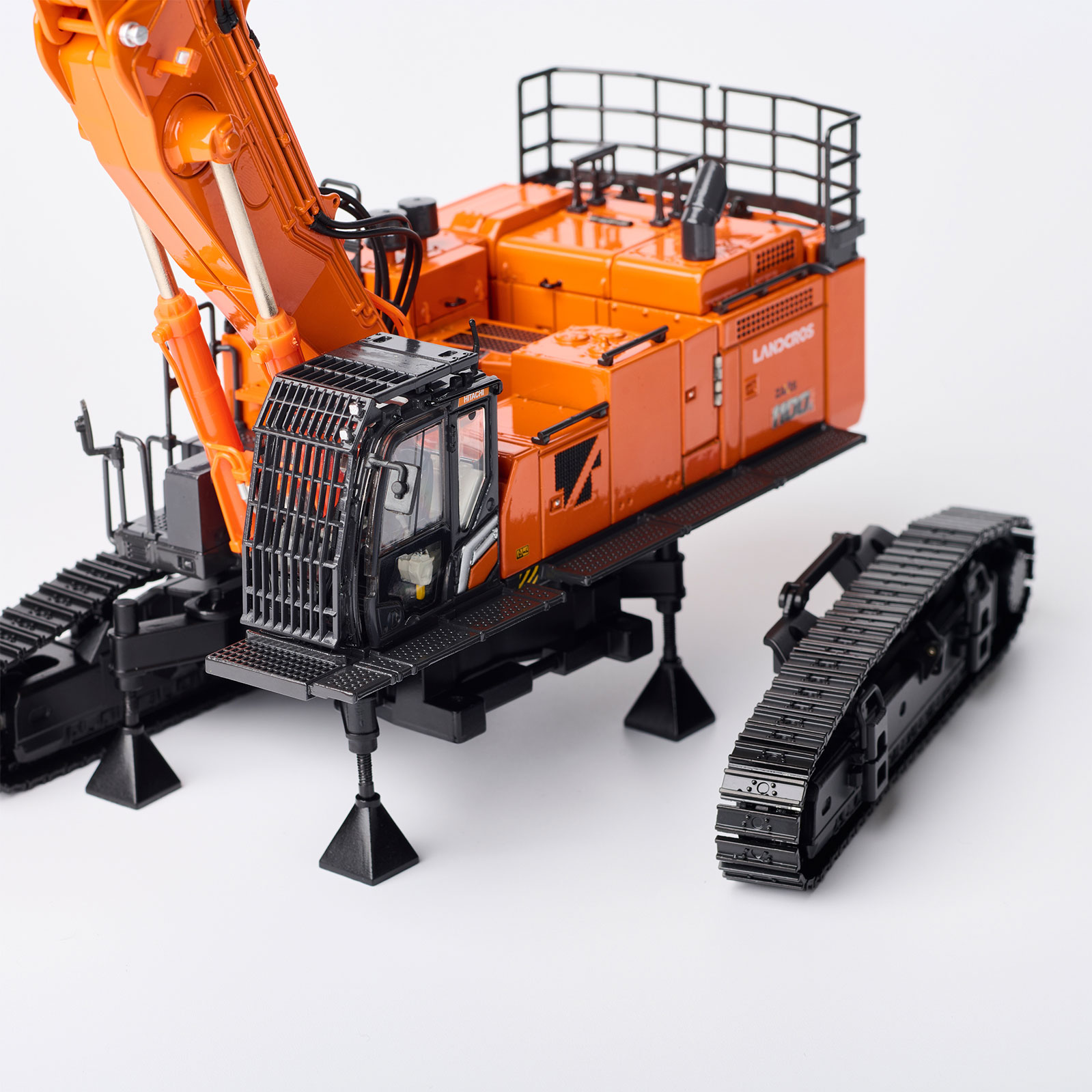 ZX1100K-7 (3種セット) | SCALE MODEL | 日立建機日本オンラインストア
