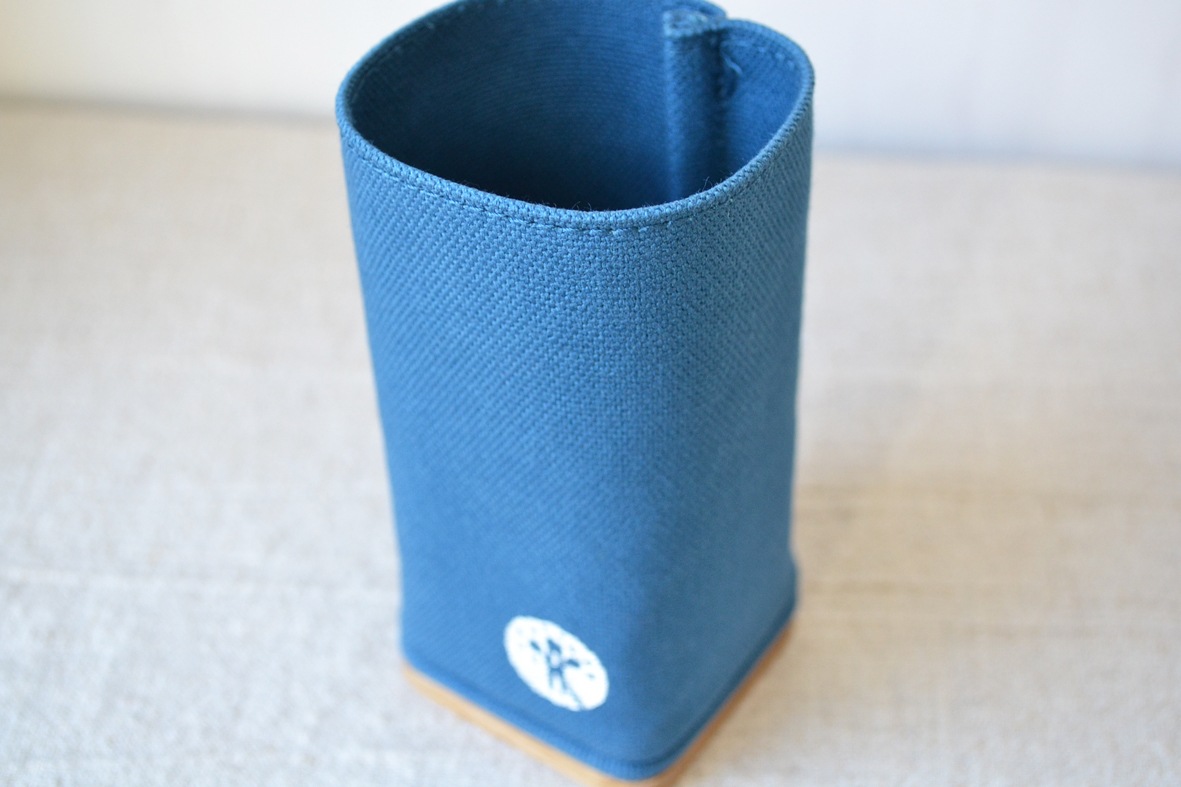 坂本正成|ペンスタンド レインブルー