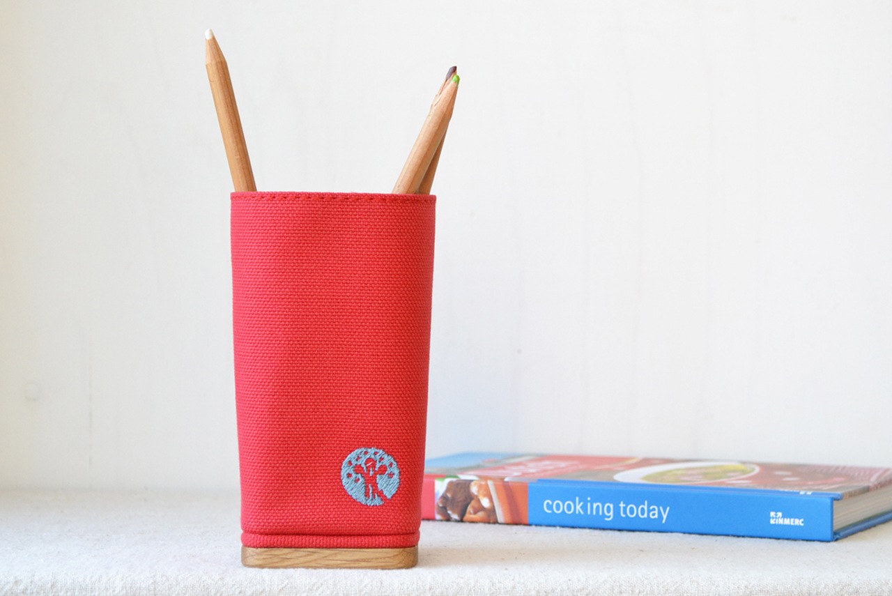 坂本正成|ペンスタンド 赤