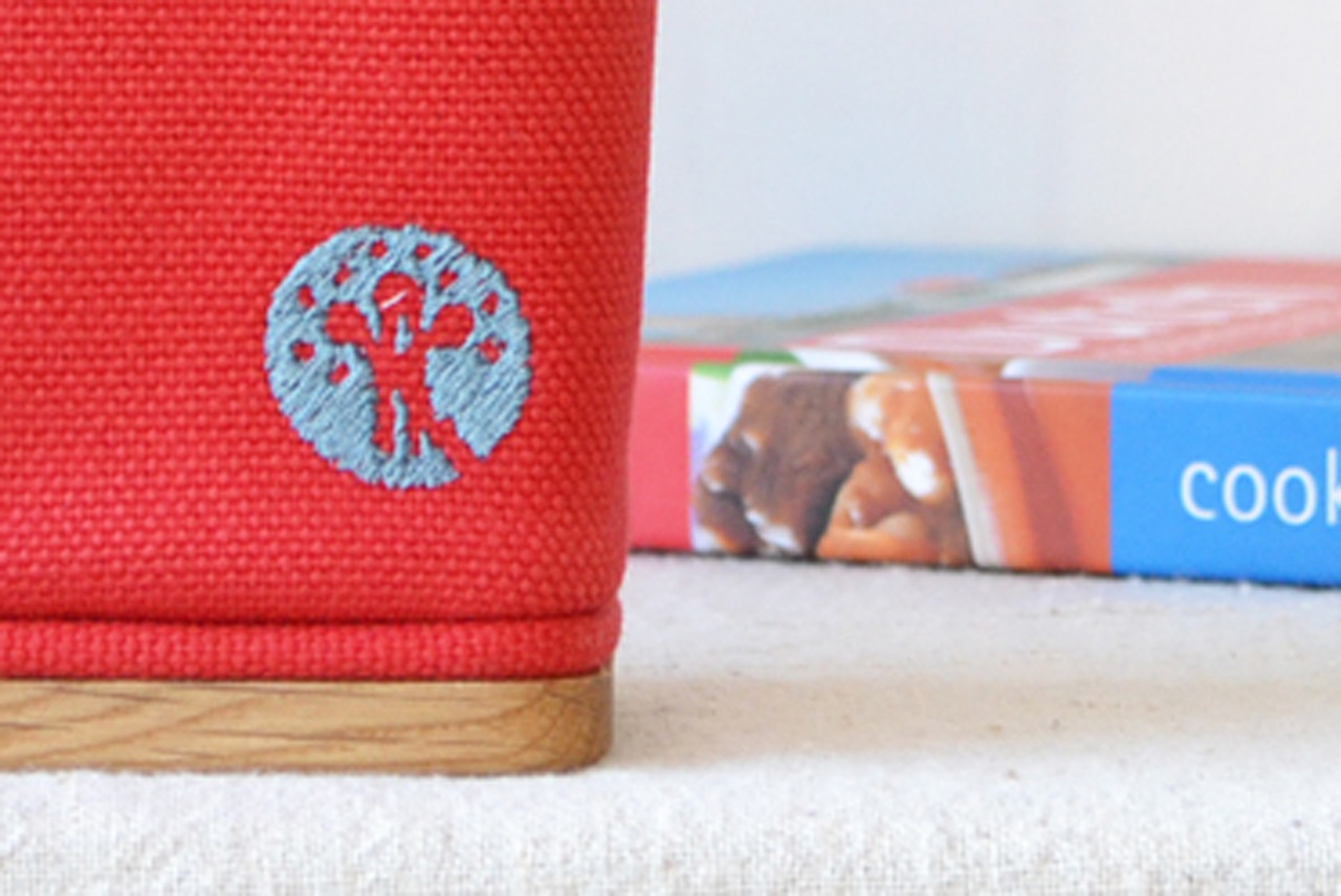 坂本正成|ペンスタンド 赤