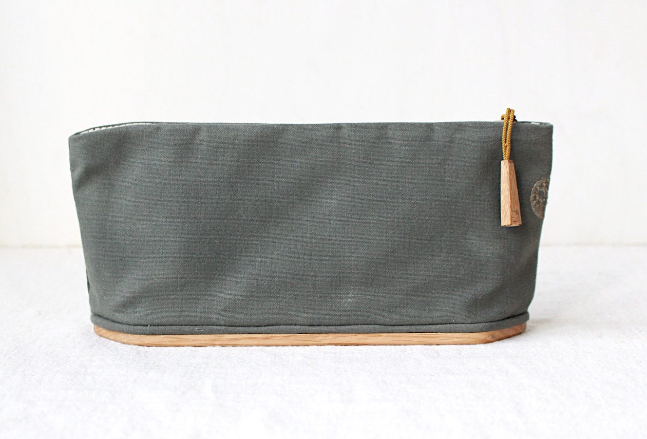 坂本正成|ペンケース[ジッパー大] オリーブ