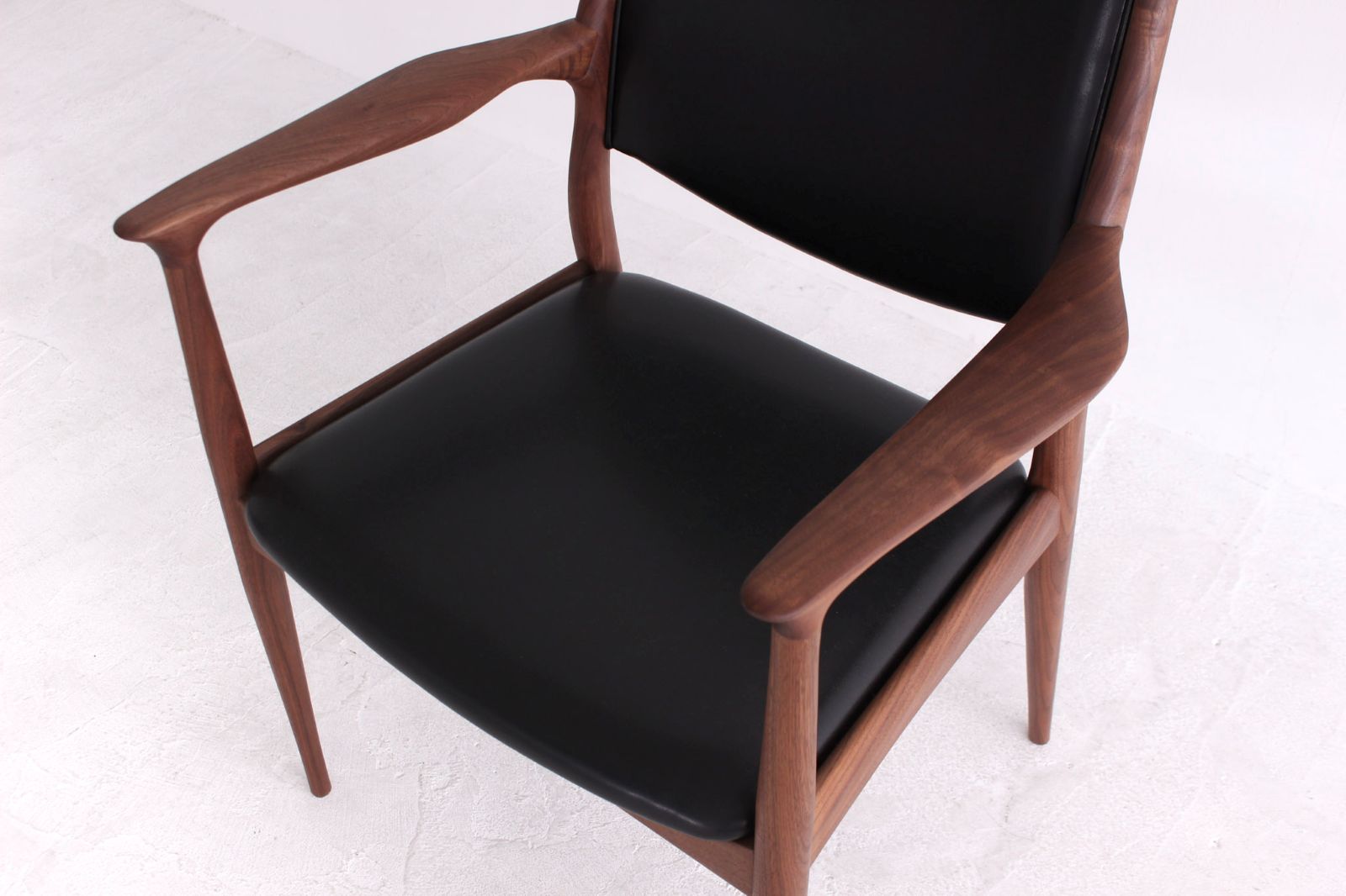 渡部継太|AUD[アウド] ブラックウォールナット