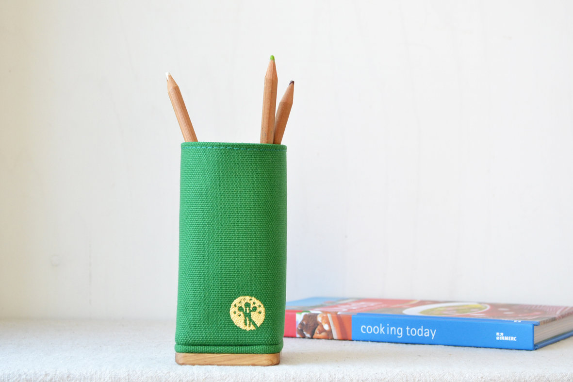 坂本正成|ペンスタンド グリーン