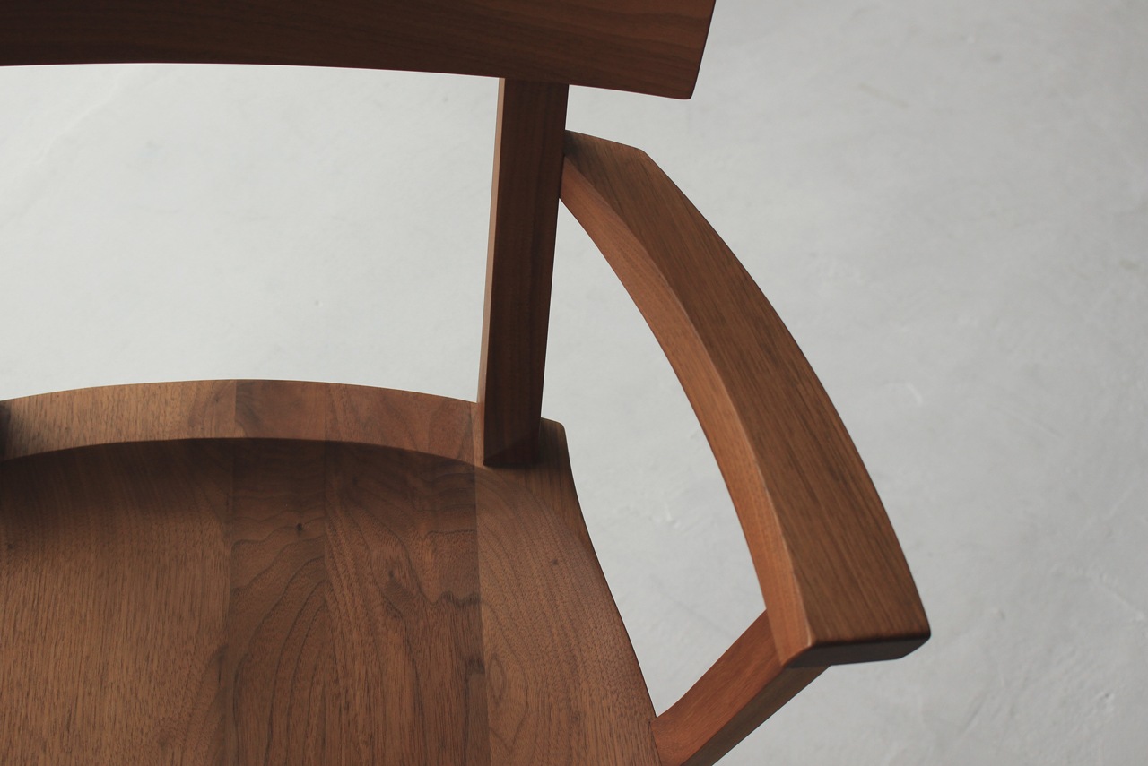 040A ブラックウォールナットアームチェア