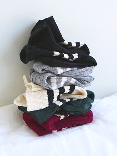 line knee-highs