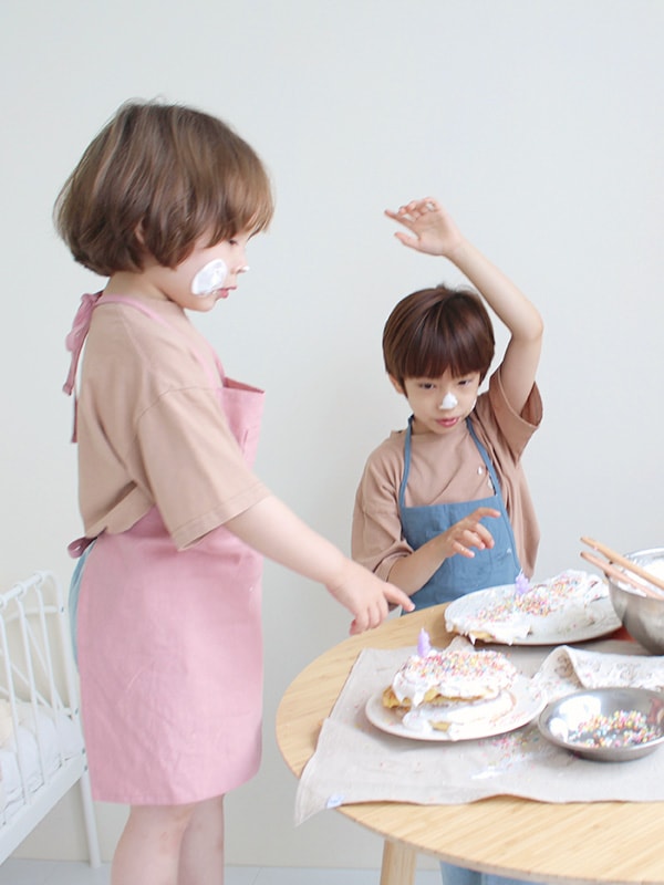 cous cous apron